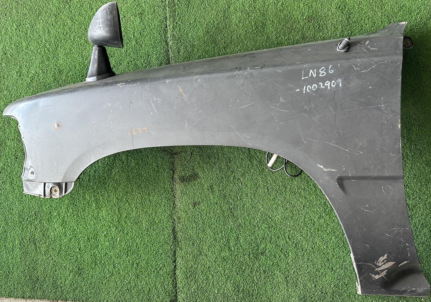 TOYOTA HILUX LN86 FRONT FENDER WITHOUT HOLE BLACK LH (FFWH023)