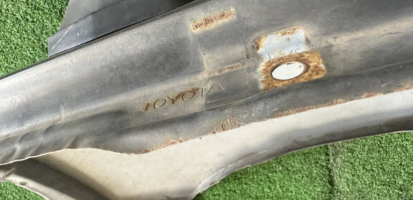TOYOTA HILUX LN86 FRONT FENDER WITHOUT HOLE BLACK RH (FFWH024)