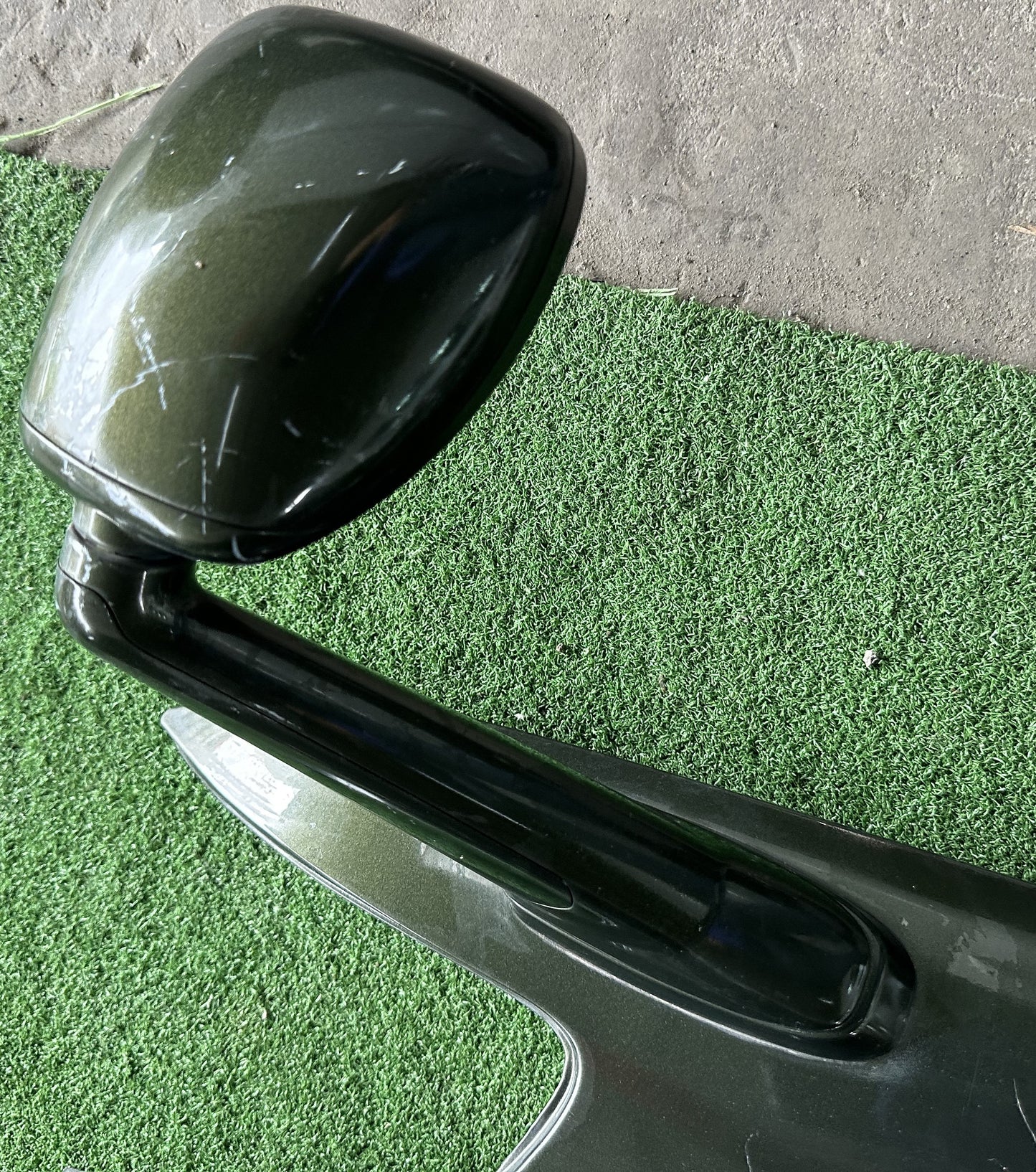 TOYOTA LAND CRUISER L200 FRONT FENDER WITH HOLE GREEN LH (FFWH029)
