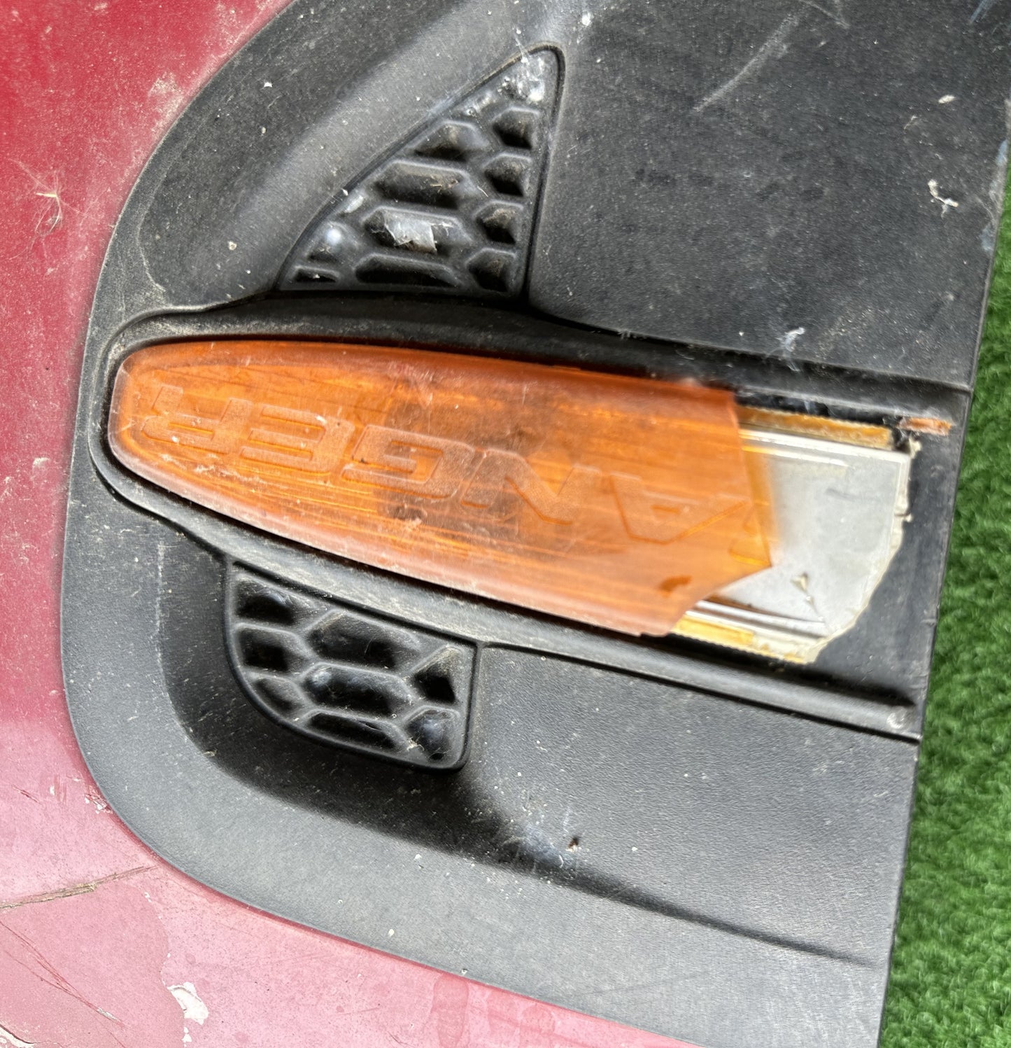 FORD RANGER WL FRONT FENDER WITH HOLE RED RH (FFWH033)