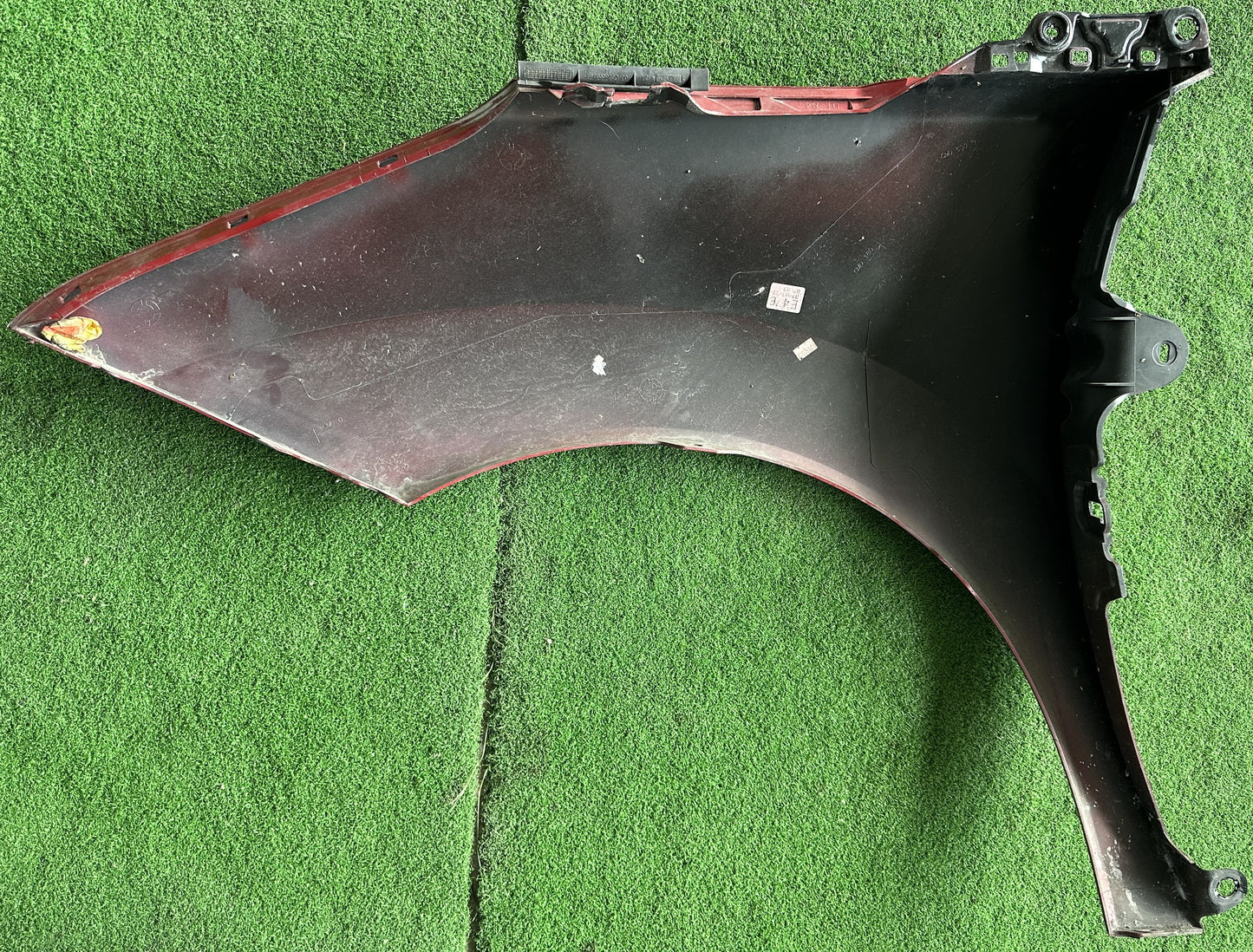 PEUGEOT 3008 T8 FRONT FENDER WITHOUT HOLE RED RH (FFWH044)