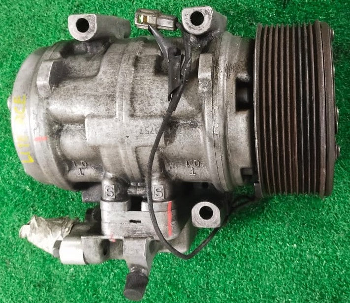 TOYOTA LITE ACE COMPRESSOR (047200-3302)