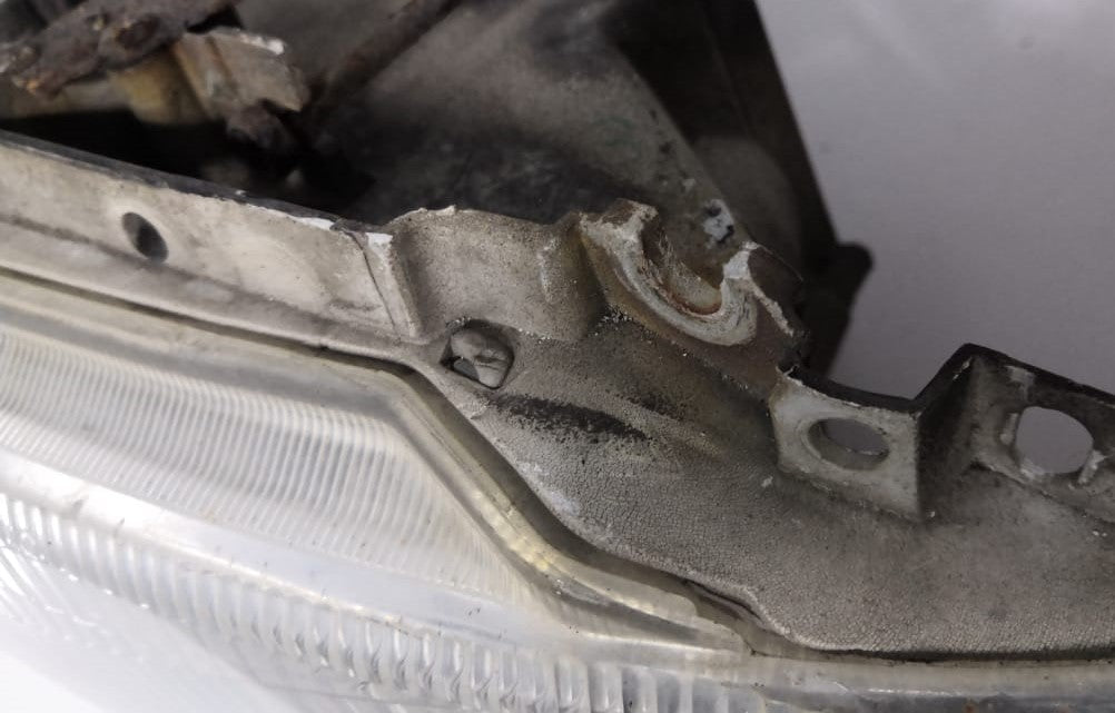 ISUZU HINO HEAD LAMP RH (100-78547)