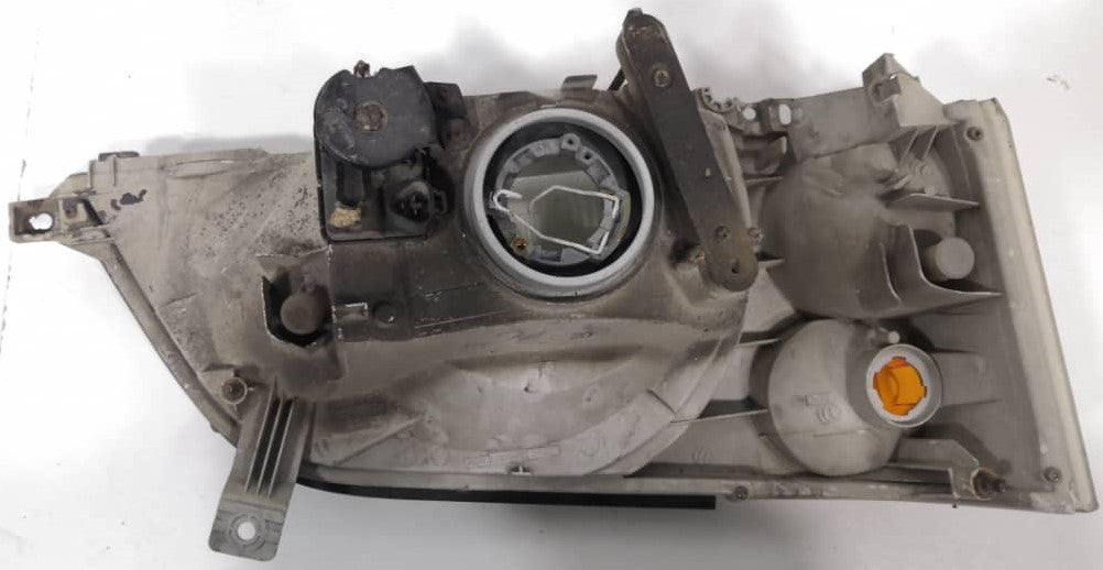 ISUZU HINO HEAD LAMP LH (100-78547-1)