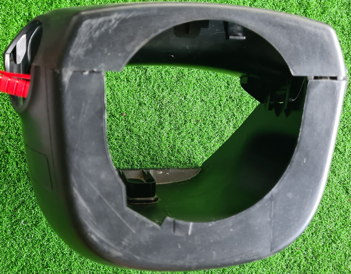 ISUZU DMAX VCROSS STEERING COVER (SS0002)