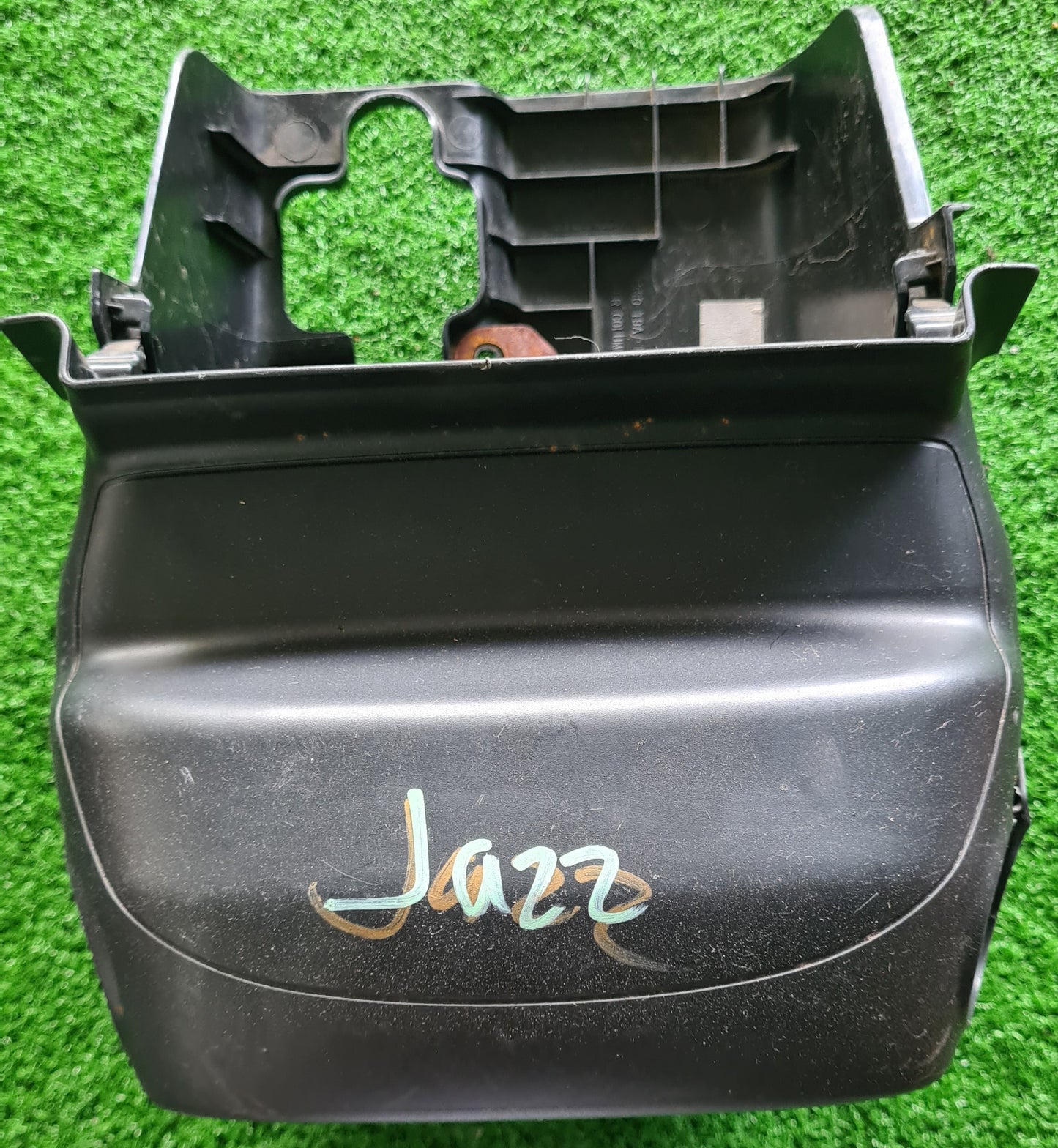 HONDA JAZZ STEERING COVER (77360-T9A-T11-20)