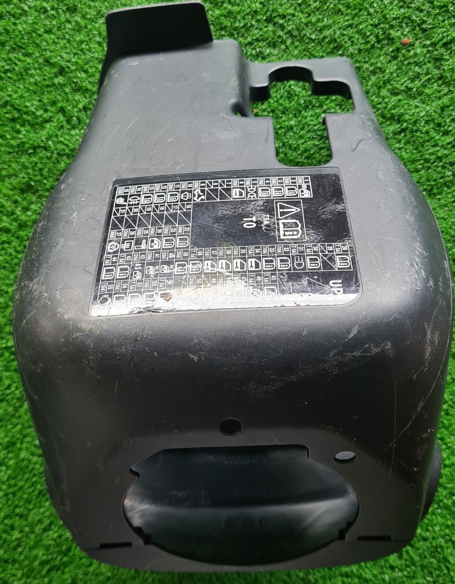 HONDA JAZZ STEERING COVER (77360-T9A-T11-20)