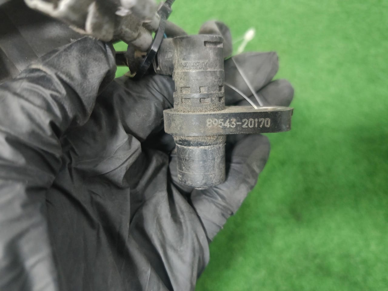 TOYOTA WISH ZNE10 ABS SENSOR LH (89543-20170)
