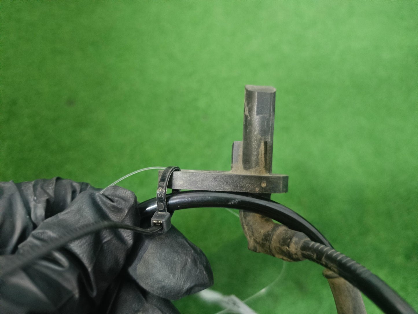 NISSAN ALMERA N17 ABS SENSOR RH (47900 1HA0A)