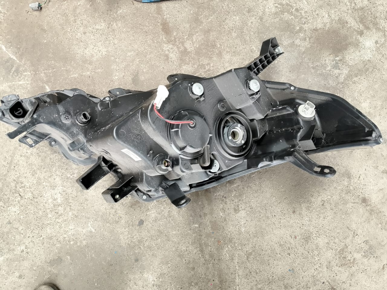 TOYOTA PRADO 150 HEAD LAMP LH HL079