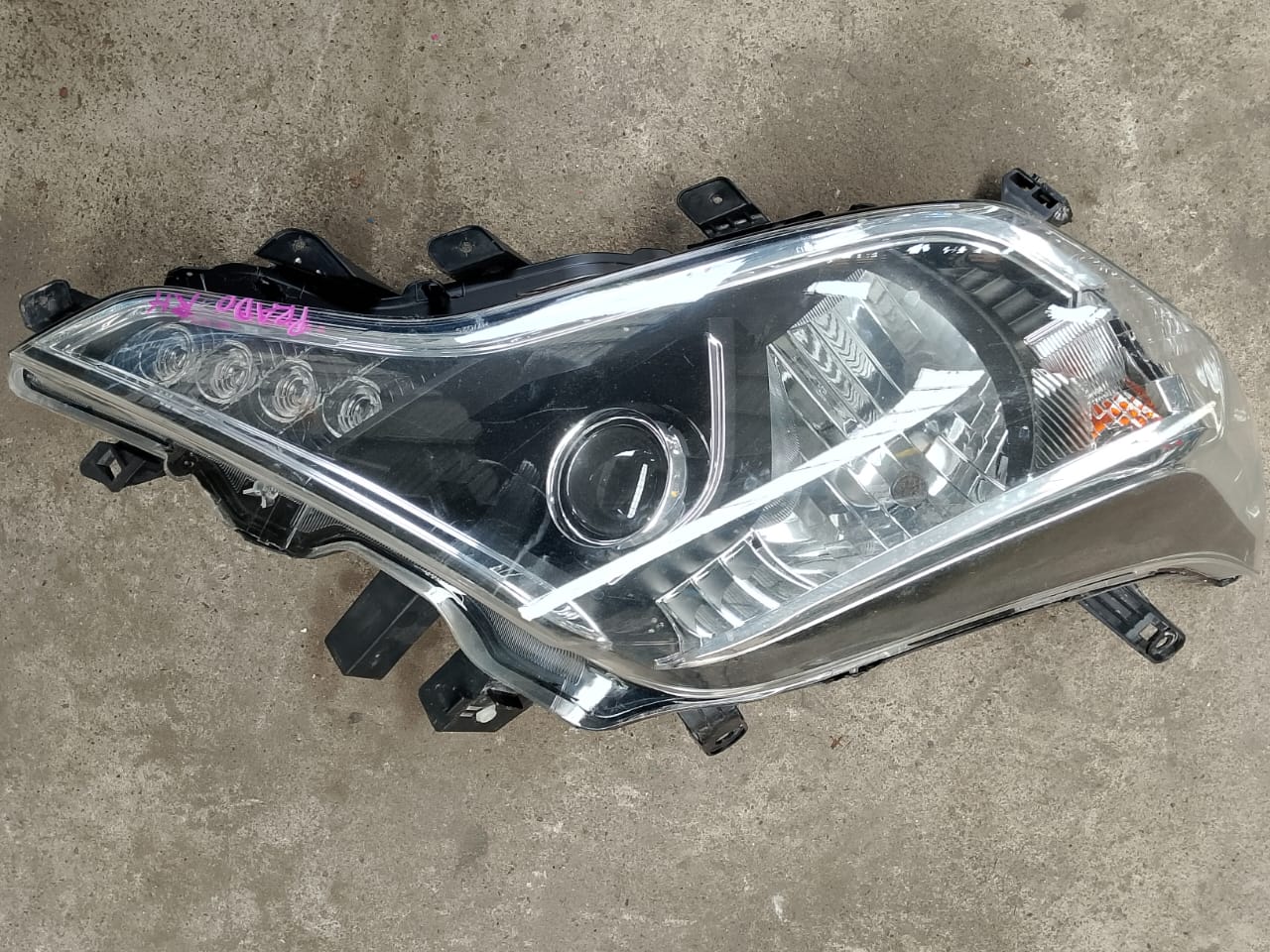 TOYOTA PRADO 150 HEAD LAMP RH HL078