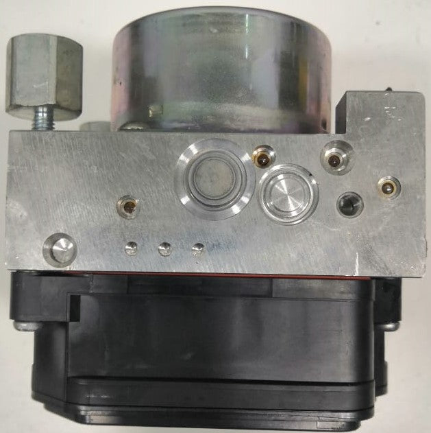 TOYOTA REVO FORTUNER GUN156 ABS PUMP (44540-71B00)