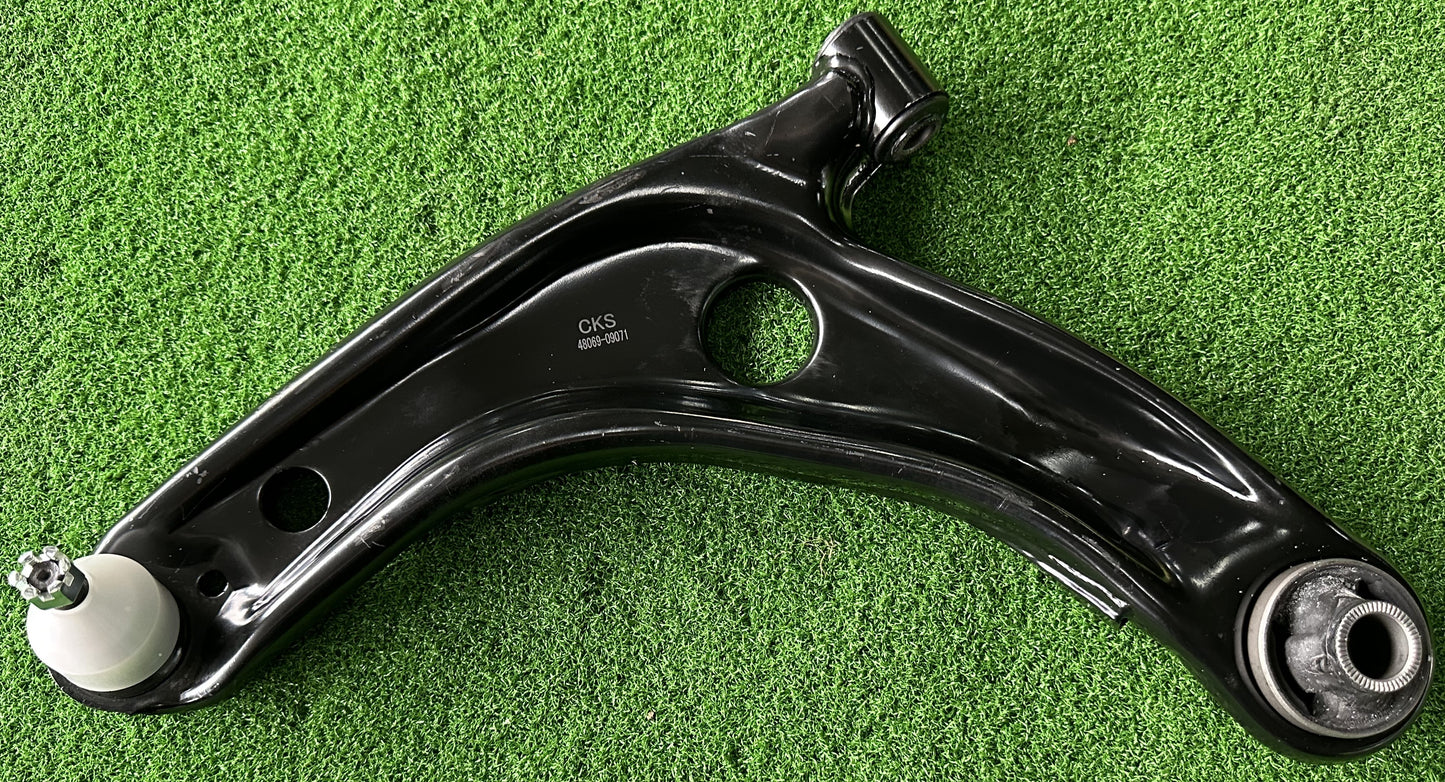 TOYOTA VIOS NCP93 LOWER ARM LH 48069-09071 (NEW)