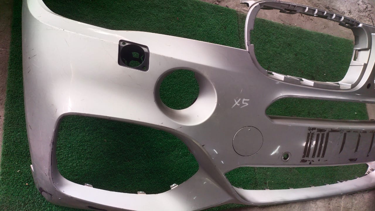 BMW X5 F15 FRONT BUMPER SILVER (B) (5111-8054018)