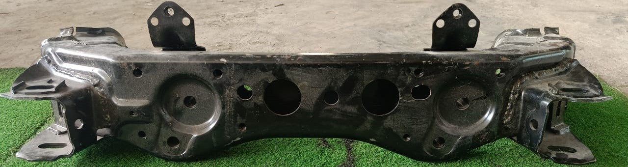 TOYOTA REVO CROSS MEMBER FRONT (NEW) (51201-KK020-K)