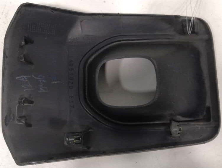 TOYOTA ROGUE GUN125 FOG LAMP COVER GOT HOLE RH (52127-YP180)
