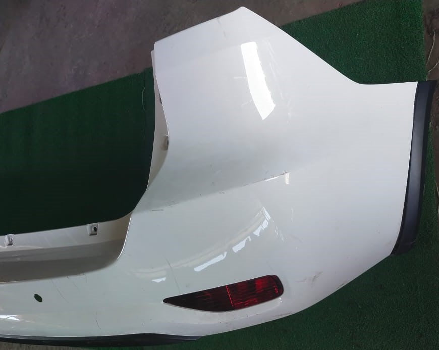 TOYOTA FORTUNER 2015 REAR BUMPER WHITE (B) (52169-0K170)