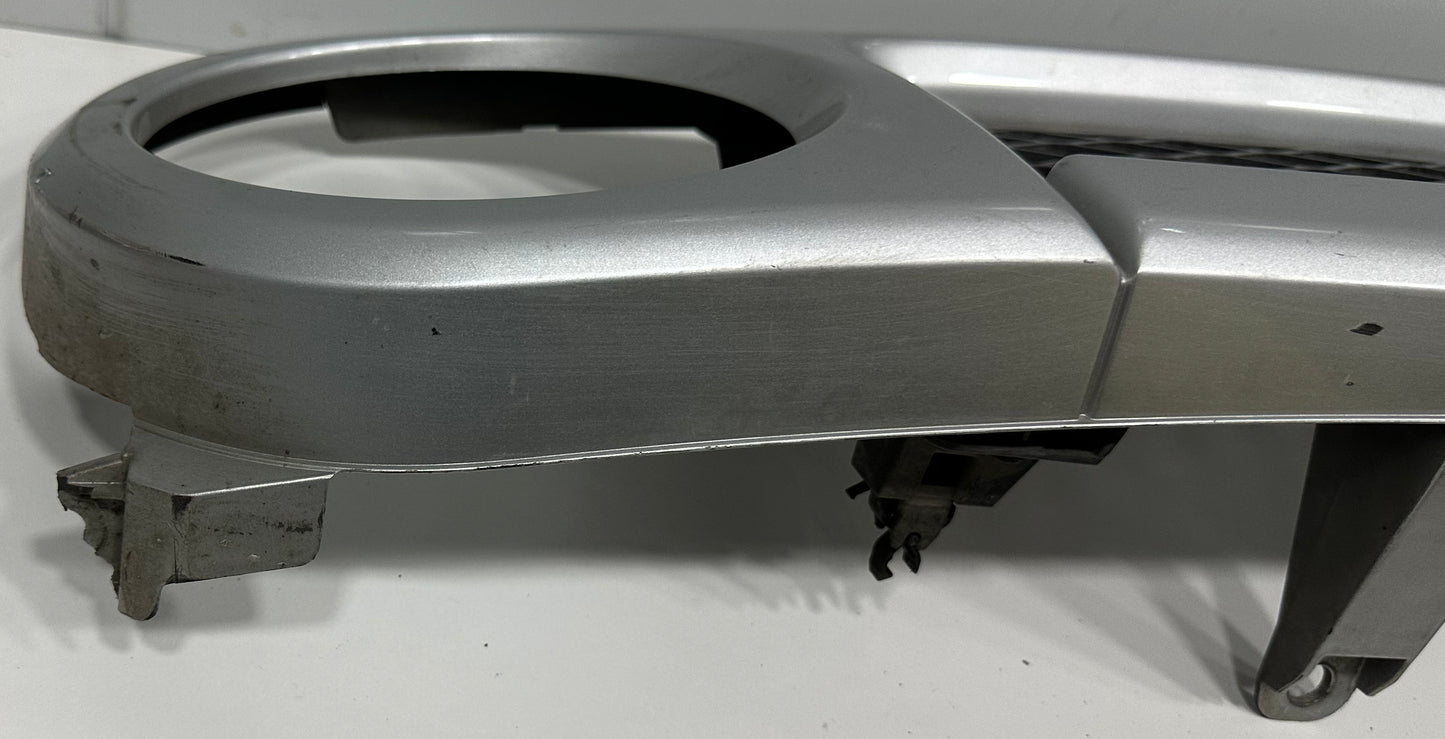 FJ GRILLE (B) (53100-35A30-1)