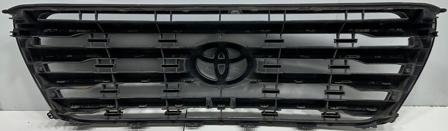 TOYOTA LAND CRUISER 200 CHROME GRILLE (53101-60480)