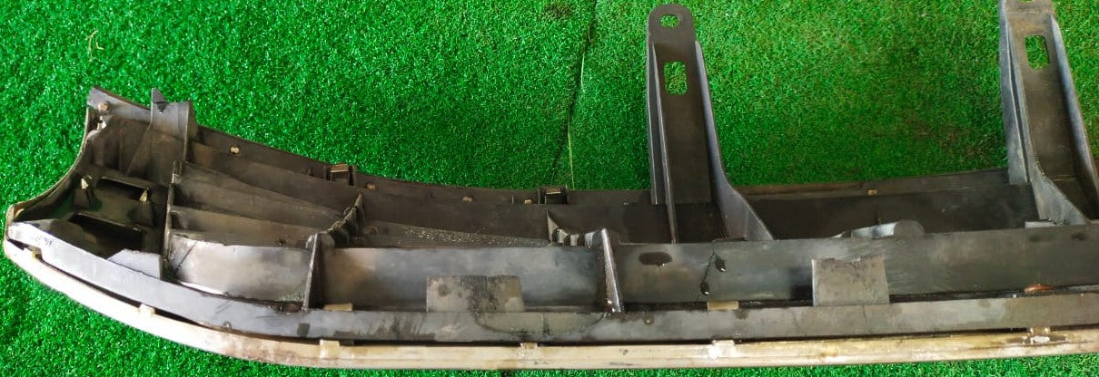 TOYOTA VIGO KUN126 FRONT CHROME GRILLE (53111-0K450)