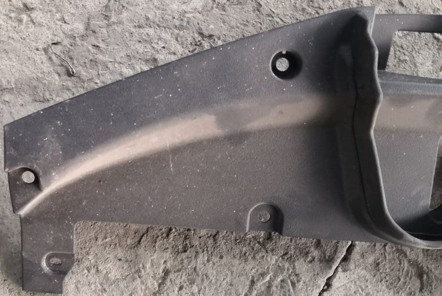 TOYOTA COROLLA UPPER FRONT RADIATOR COVER (53289-02090)