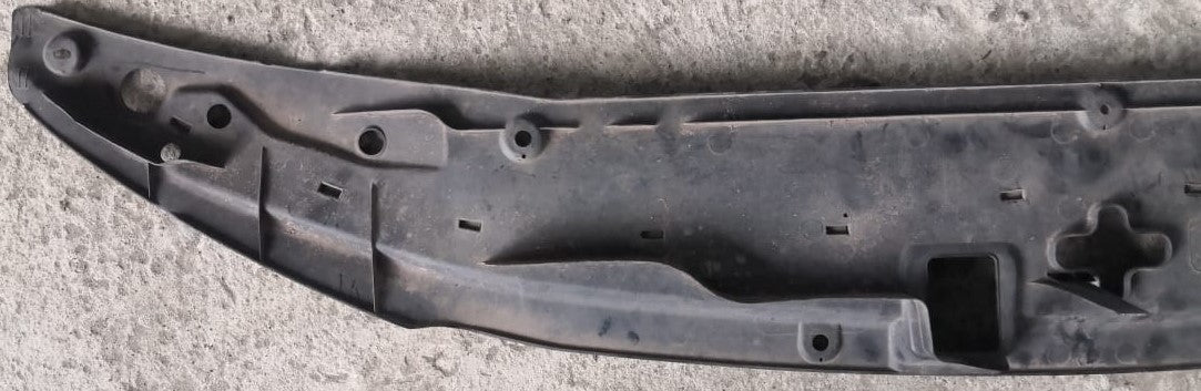 TOYOTA LAND CRUISER UPPER RADIATOR COVER (53292-60030)