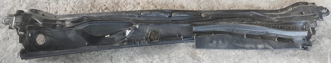 TOYOTA REVO WIPER GRILLE LH/RH SET (55781-0K200-1)