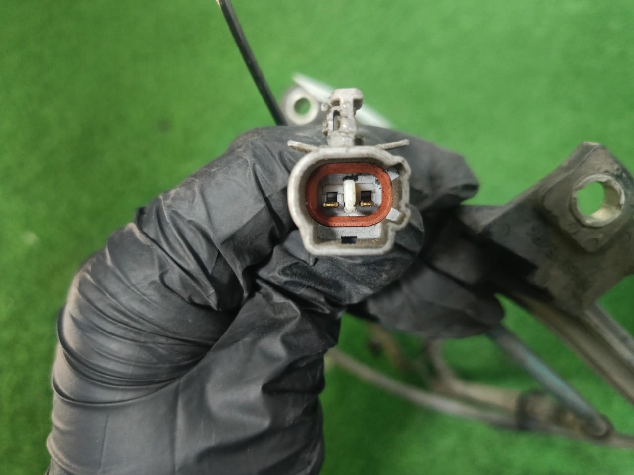 TOYOTA WISH ZNE10 ABS SENSOR LH (89543-20170)