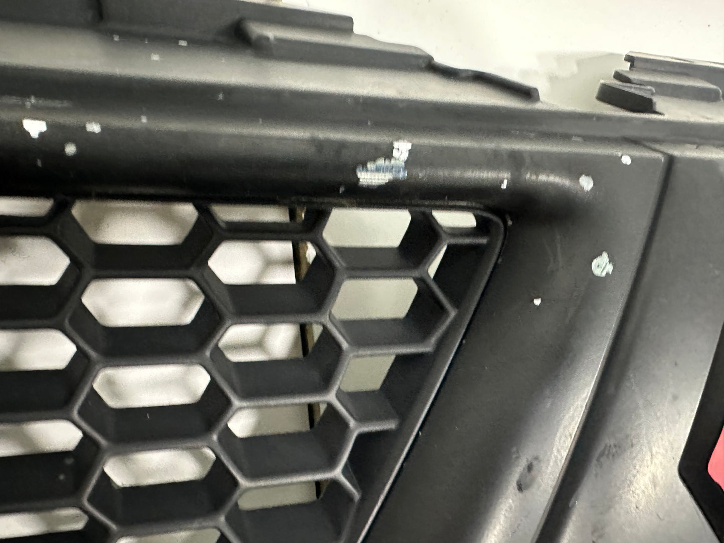MITSUBISHI TRITON L200 2006 FRONT GRILLE (7450A006)