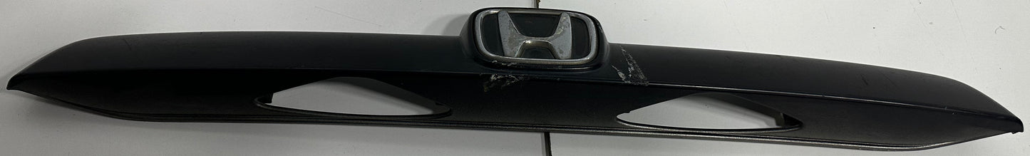 HONDA CRV 2007 TAIL GATE MOLDING (74890-SWA)