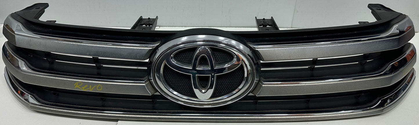 TOYOTA REVO (GUN125) FRONT GRILLE (75310-0K010-1)