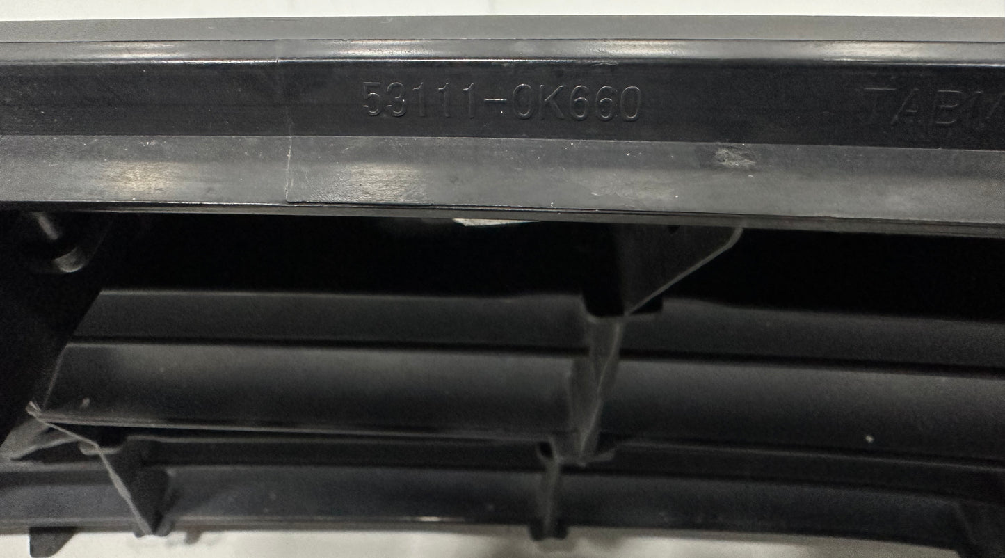 TOYOTA REVO (GUN125) FRONT GRILLE (75310-0K010-1)
