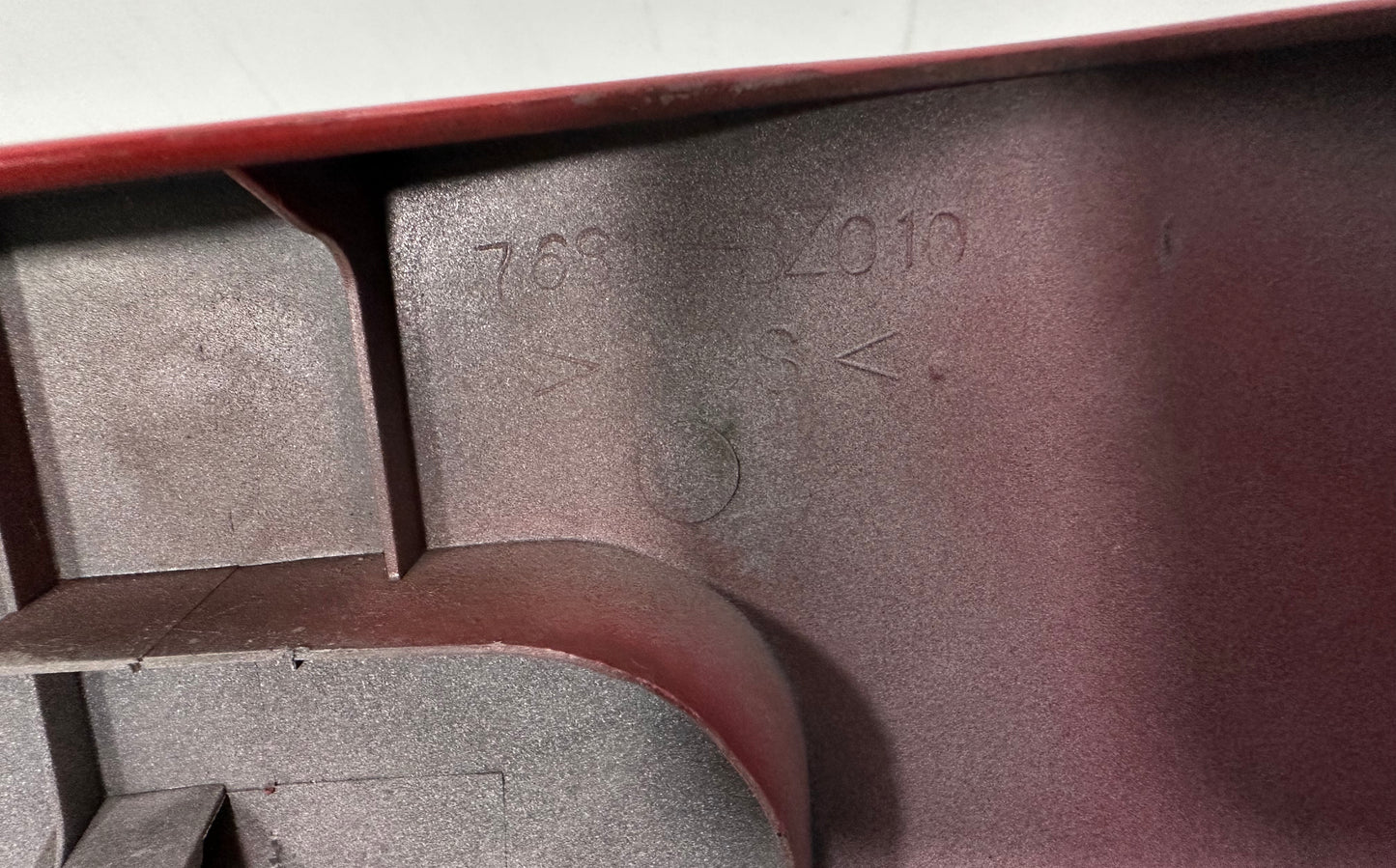 PERODUA MYVI D73A TAIL GATE MOLDING (RED) (76811-BZ010-2)