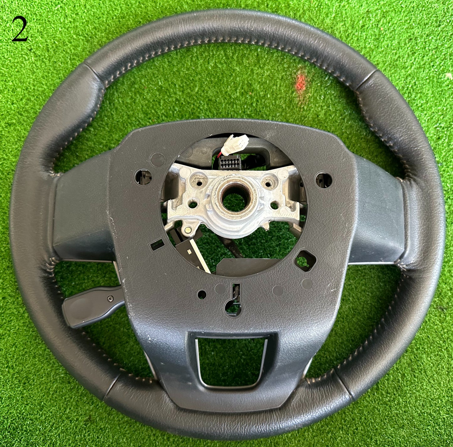 TOYOTA REVO STEERING WHEEL SW00002