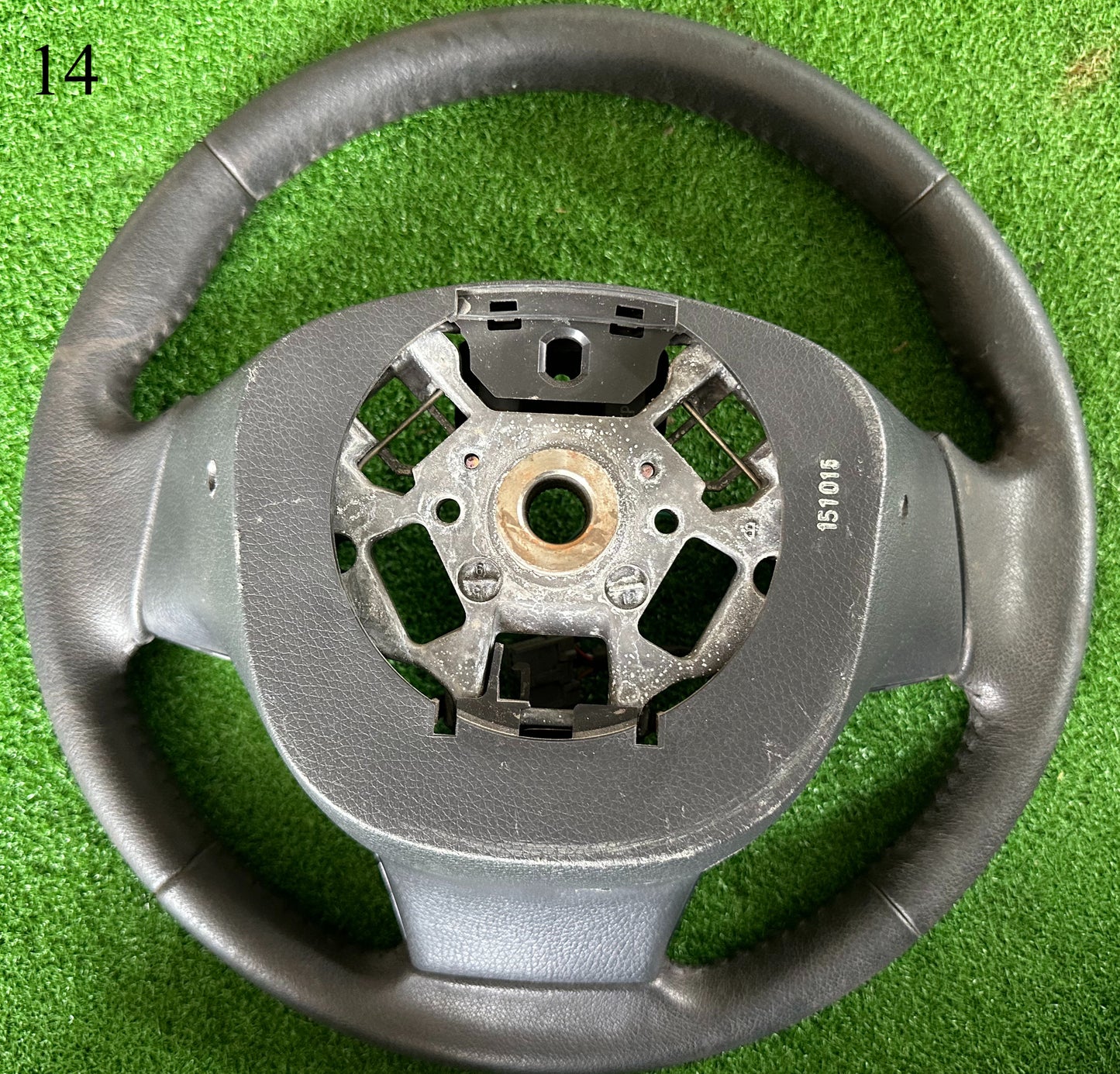 NISSAN NAVARA NP300 STEERING WHEEL (SW00014)