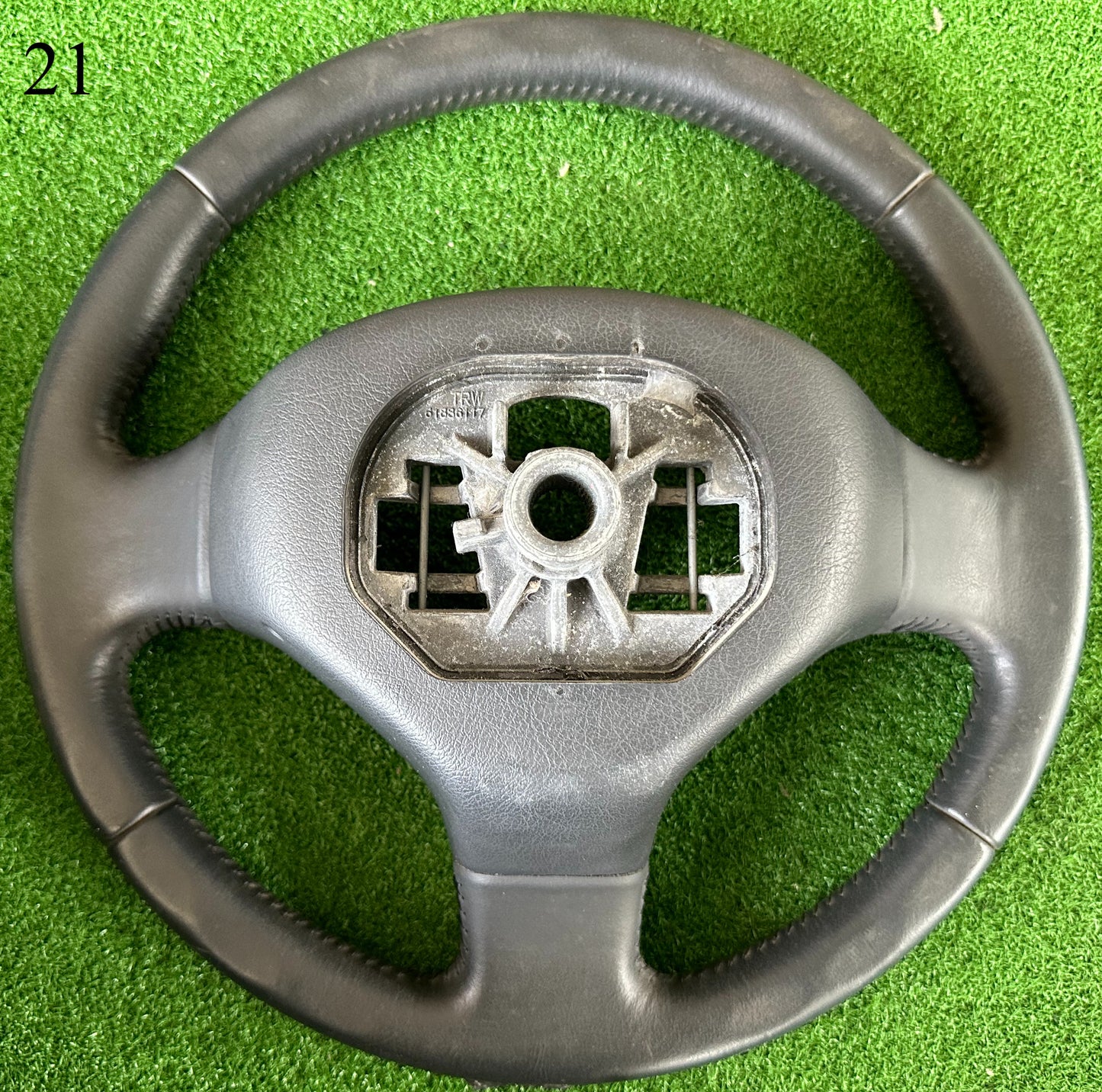 PEUGEOT 308 STEERING WHEEL SW00021