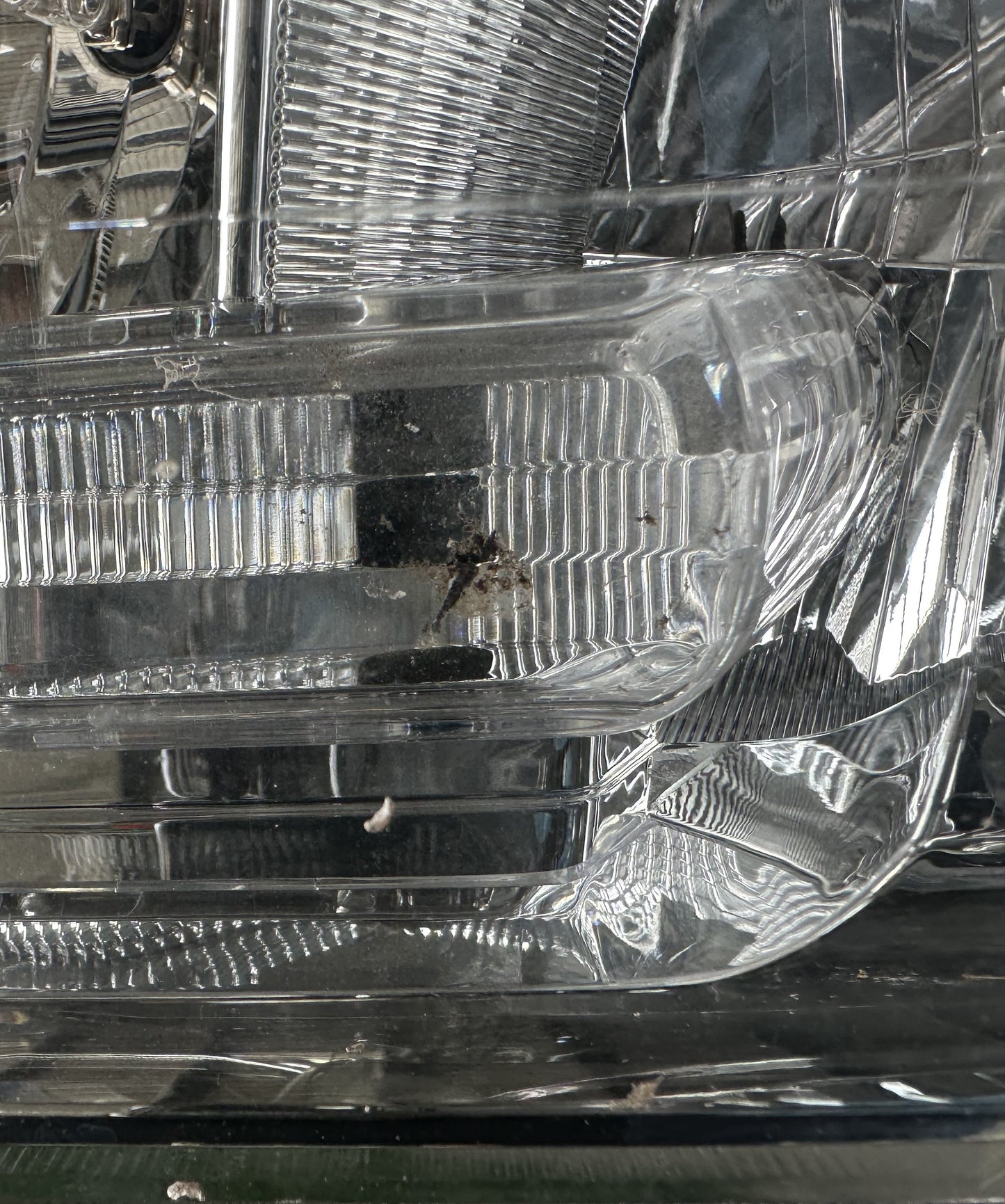 TOYOTA LAND CRUISER L200 HEAD LAMP LH (81070-60C92)