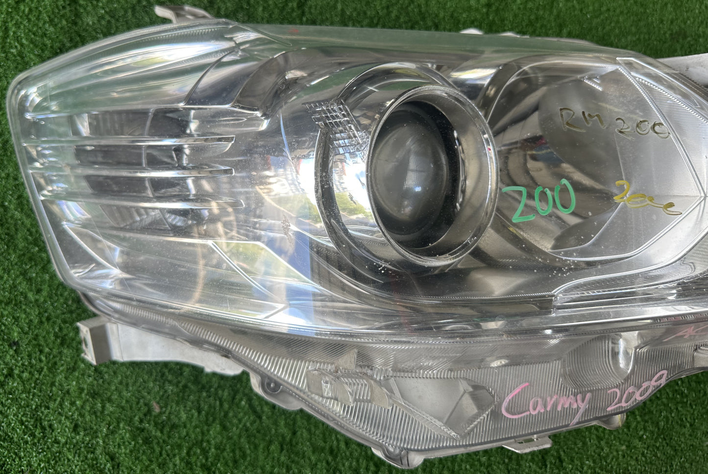 TOYOTA CAMRY ACV40 HEAD LAMP RH (81110-02V70)