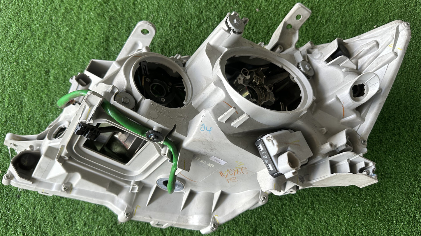 TOYOTA CAMRY ACV40 HEAD LAMP RH (81110-02V70)