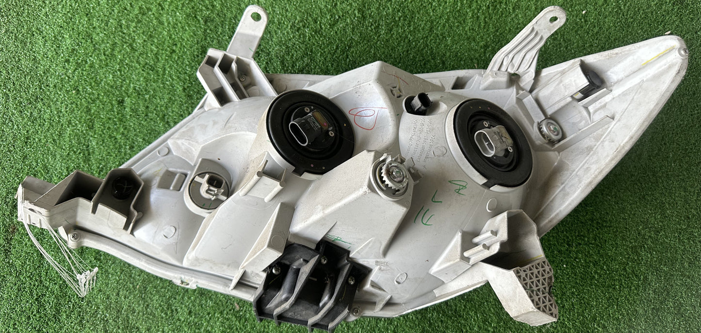 TOYOTA FORTUNER SUV KUN50 HEAD LAMP RH (81110-0K120)