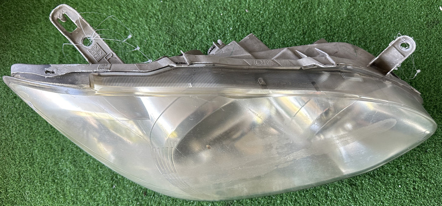 TOYOTA COROLLA E140 HEAD LAMP RH (81130-02640)