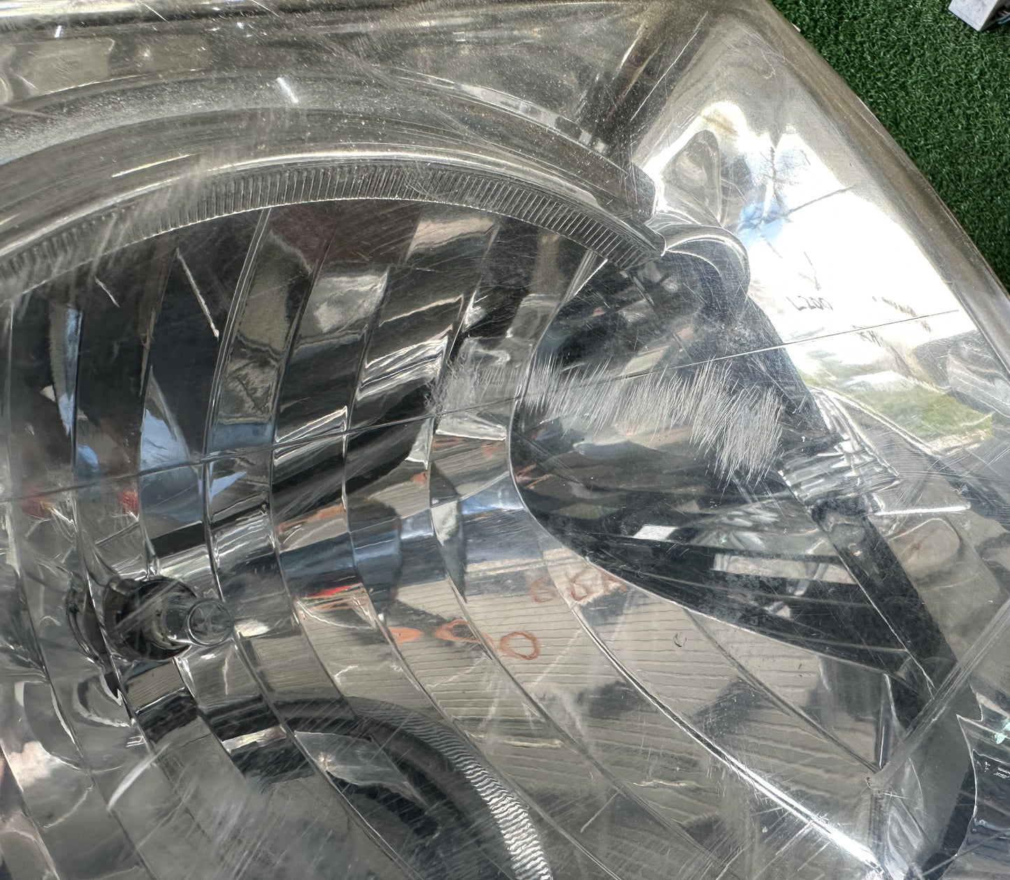 TOYOTA LAND CRUISER L200 HEAD LAMP RH (81130-60D12)