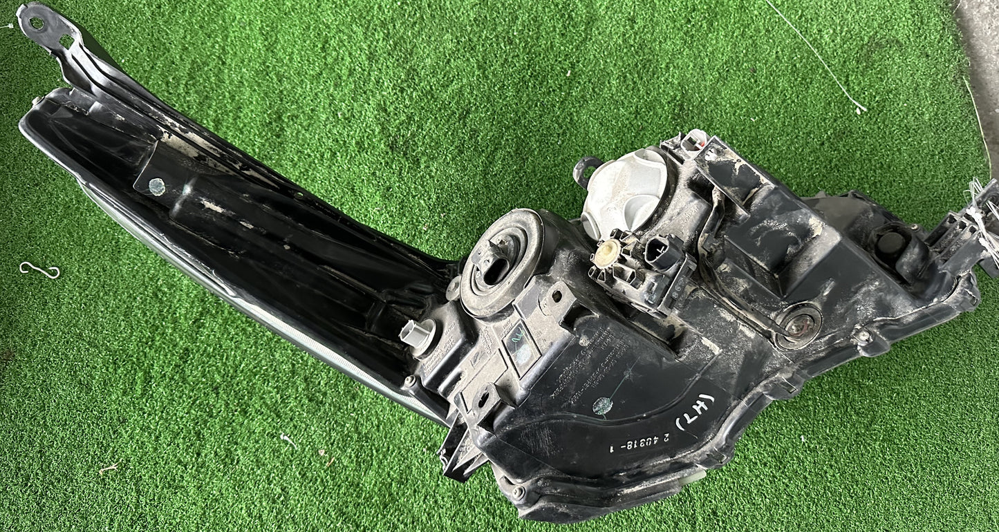 TOYOTA FORTUNER GUN156 HEAD LAMP LH (81150-0KA10)