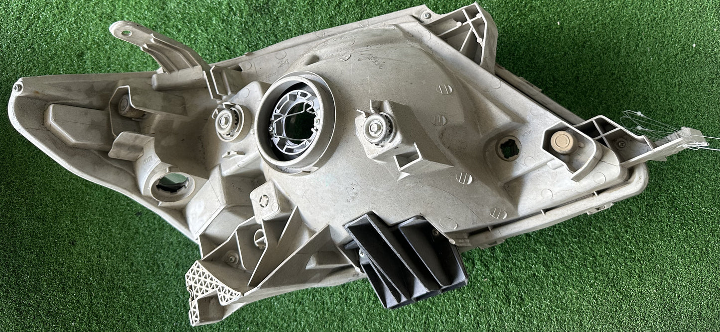 TOYOTA VIGO KUN25 HEAD LAMP LH (81170-0K190)