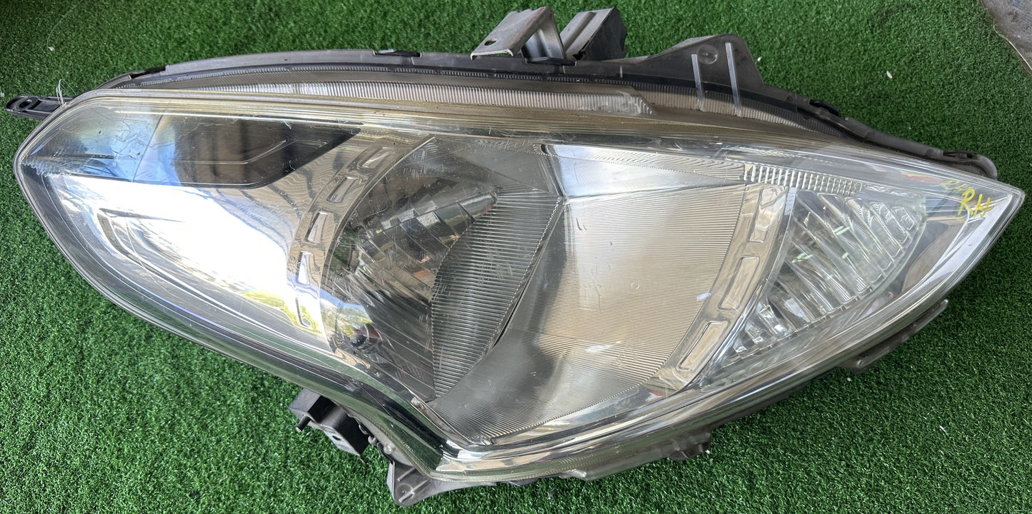 TOYOTA VIOS NCP93 HEAD LAMP LH (81170-52780)