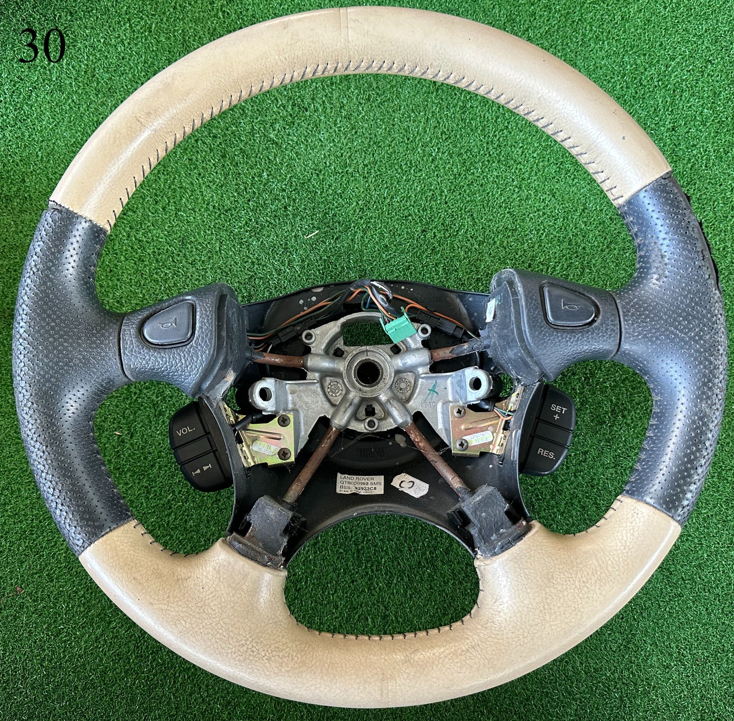 LAND ROVER DISCOVERY 2 STEERING WHEEL SW00030