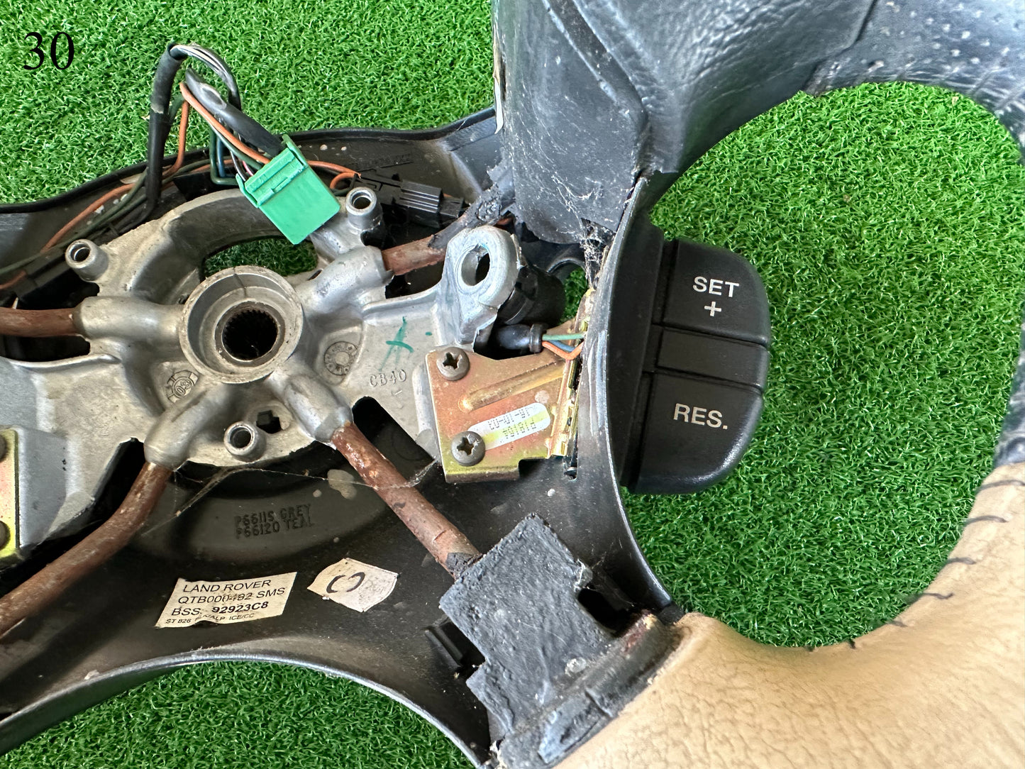 LAND ROVER DISCOVERY 2 STEERING WHEEL SW00030