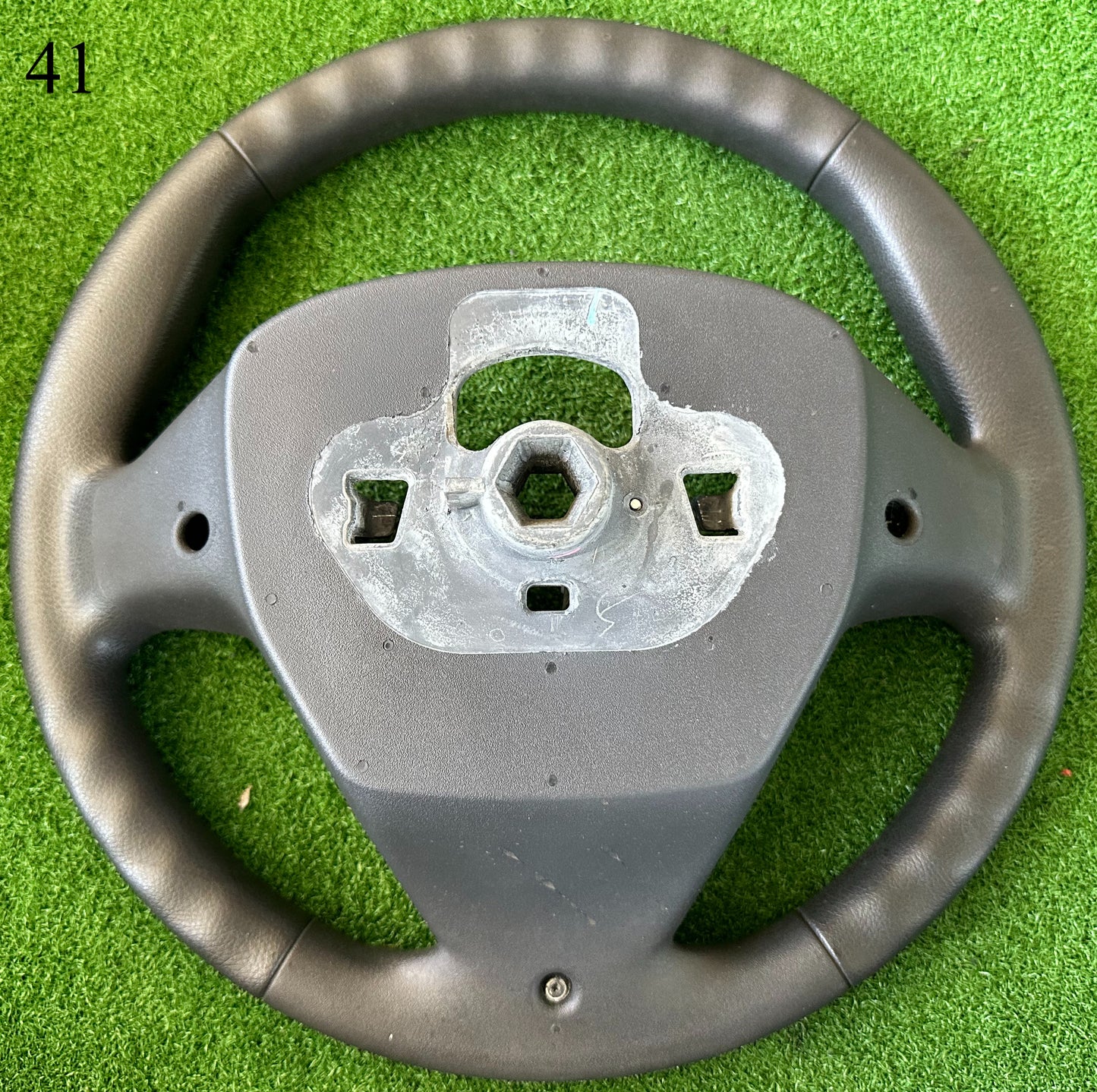 FORD ECOSPORT B55 STEERING WHEEL SW00041