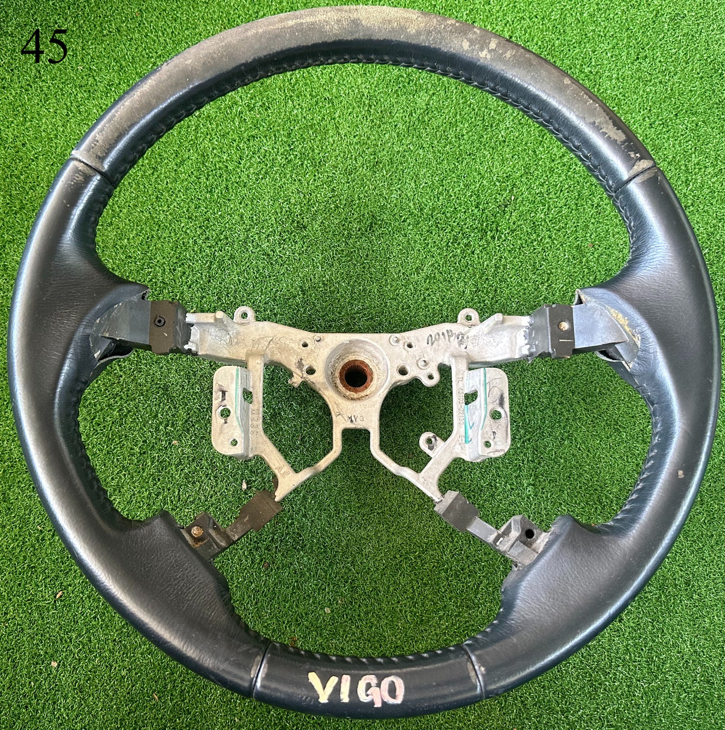 TOYOTA VIGO TRD KUN126 STEERING WHEEL SW00045