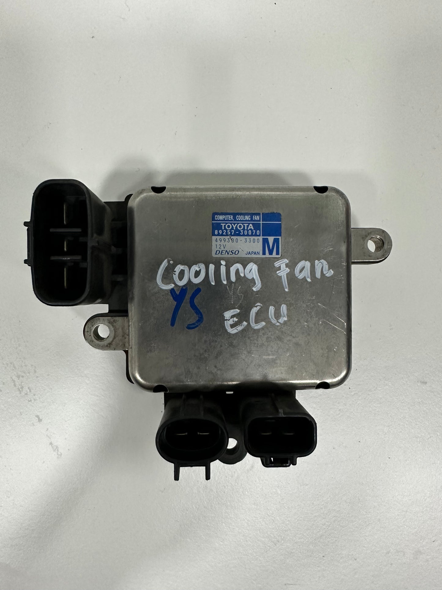 ESTIMA COOLING FAN CONTROL ECU (89257-300780)